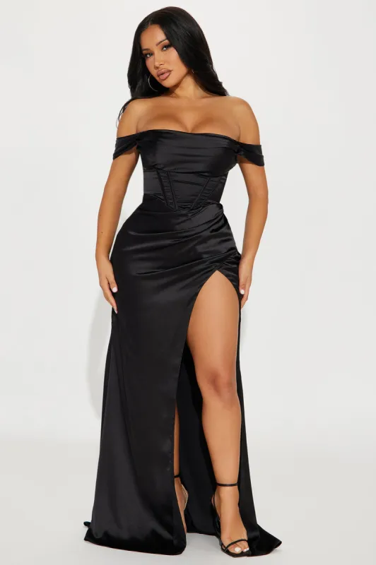 Andrea Corset Gown - Black sold by Fashion Nova