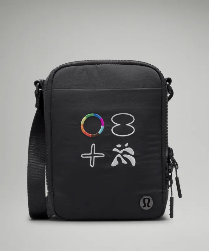 Easy Access Crossbody Bag 1.5L *Pride sold by Lululemon