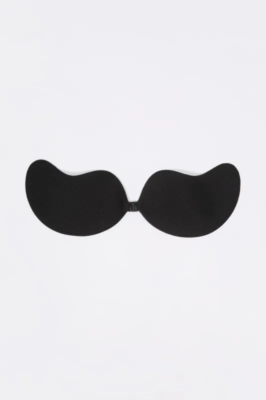 Soutien-gorge adhésif en forme d'ailes sold by Urban Planet