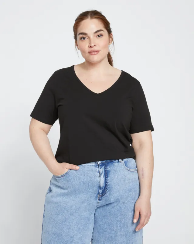 Double V Tee - Black sold by Universal Standard
