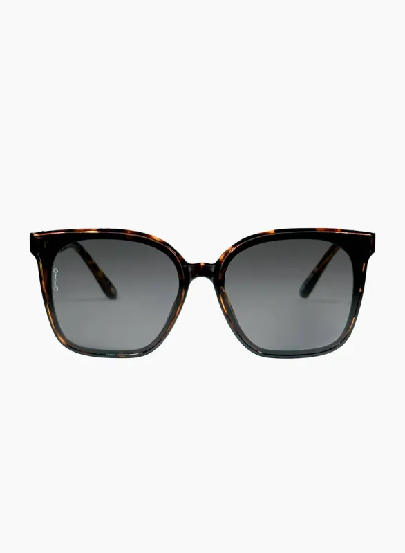 Betty - Tortoiseshell sold by Otra Eyewear