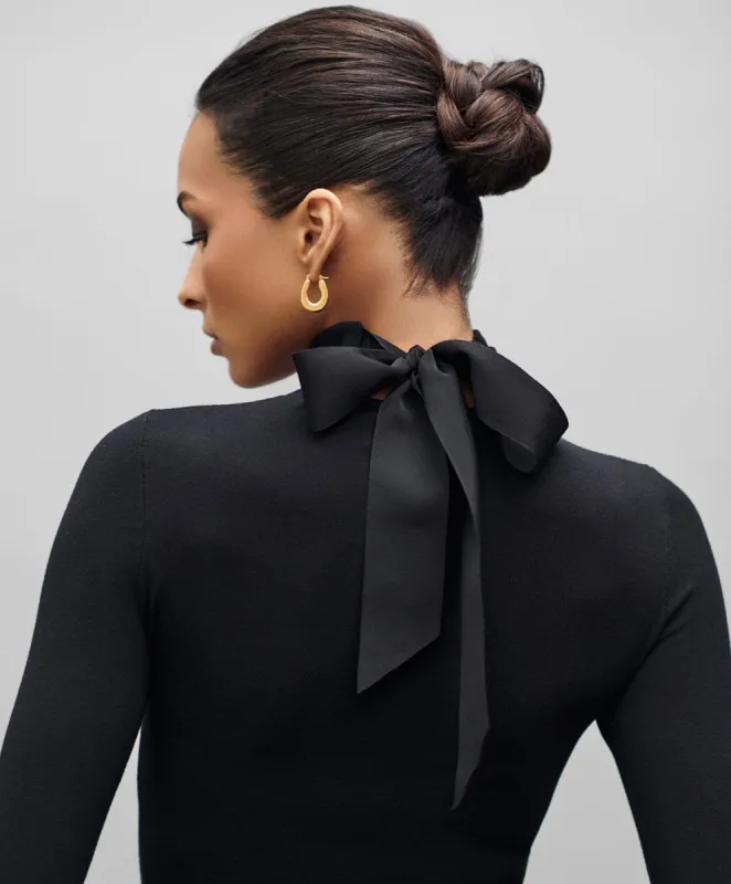 The Bow Turtleneck sold by Modatrova