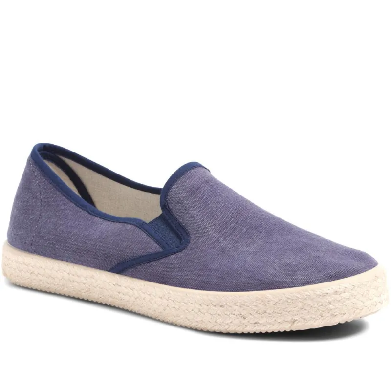 Slip-On Espadrilles - RAYLEN / 324 051 sold by Shoe-Shop