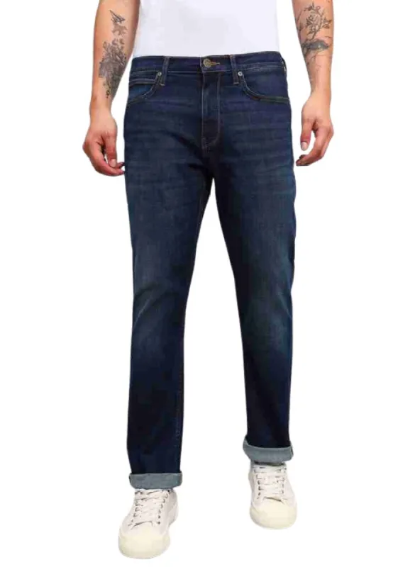 COMFORT FIT TAPERED DENIM sold by FBO