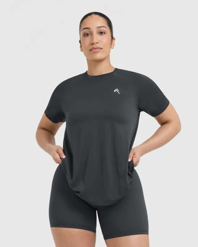 Go To Seamless Loose Top | Coal sold by Oner Active