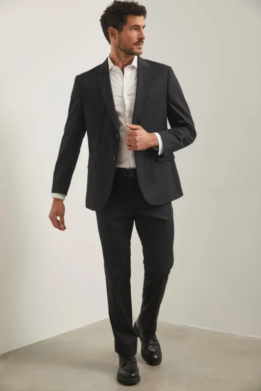 Essential urbain fit pants sold by Tristan Style