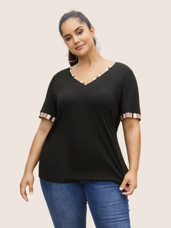 V Neck Plaid Patchwork T-shirt sold by Bloomchic