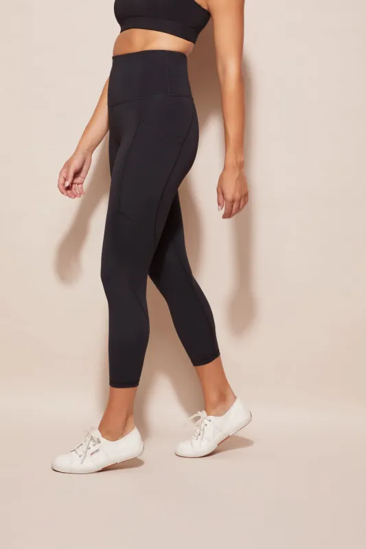 Essential 7/8 Tight sold by dk active