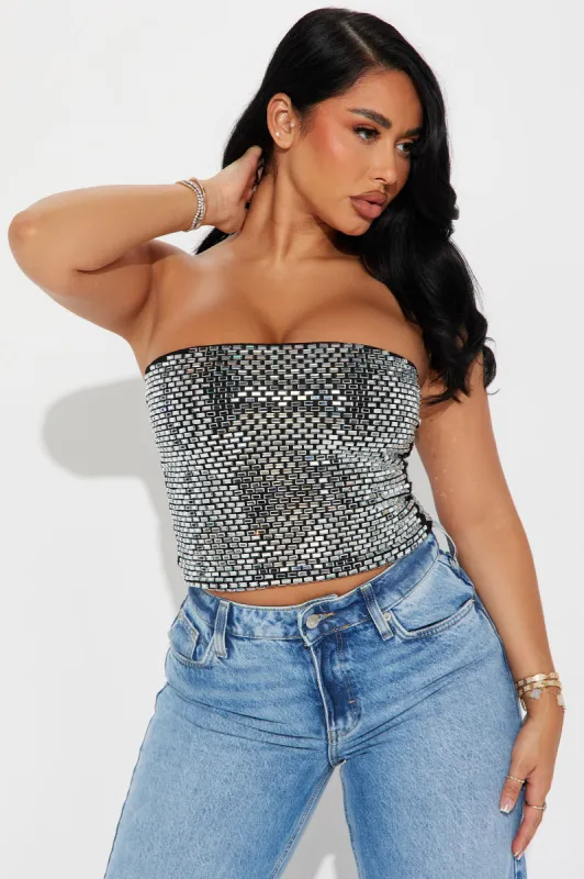 Center Of Attention Rhinestone Top - Silver/Black sold by Fashion Nova