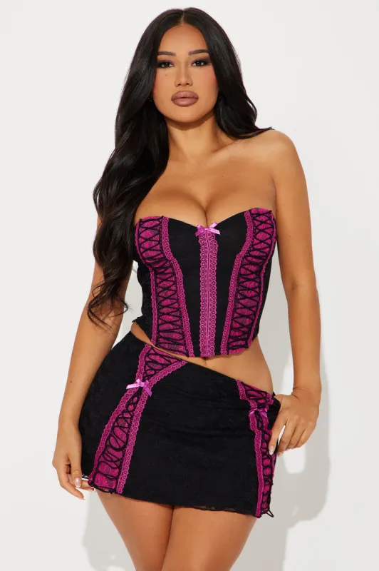 Sabrina Lace Skirt Set - Black sold by Fashion Nova