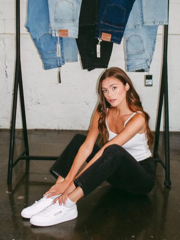 HARLOW MID-RISE STRAIGHT JEAN - BLACK sold by Boathouse