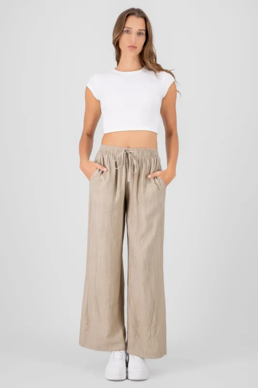 Pantalon ligero textura sold by Shasa