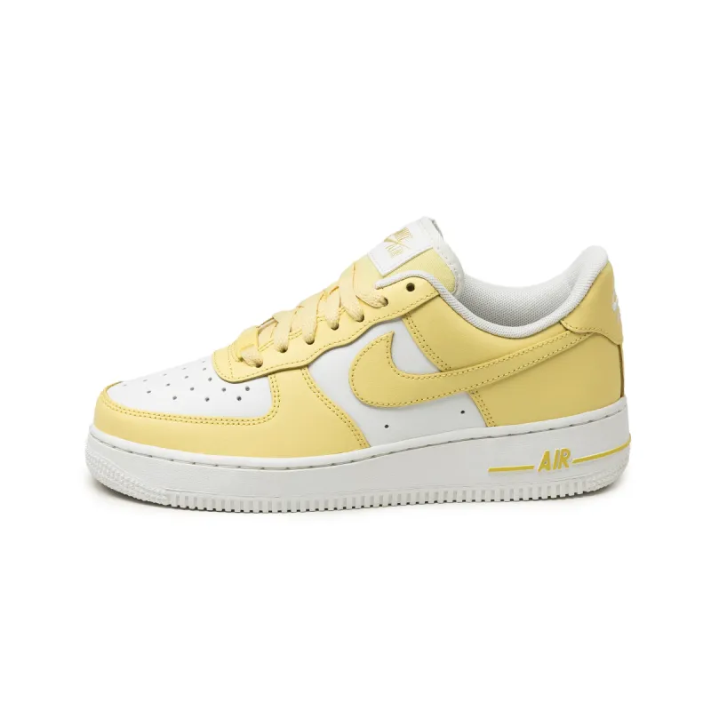 Nike Wmns Air Force 1 '07 sold by Asphalt Gold