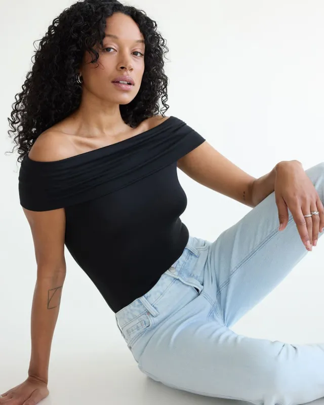 Short-Sleeve Off-the-Shoulder Top sold by Reitmans