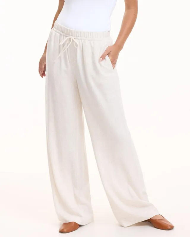Wide-Leg Linen-Blend Pant - Petite sold by Reitmans