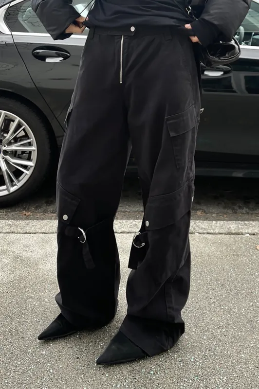 CARGO PANT WITH POCKET DETAILS sold by OAK AND FORT