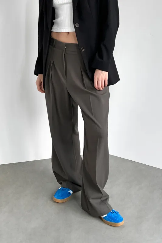 STRAIGHT LEG PANT sold by OAK AND FORT