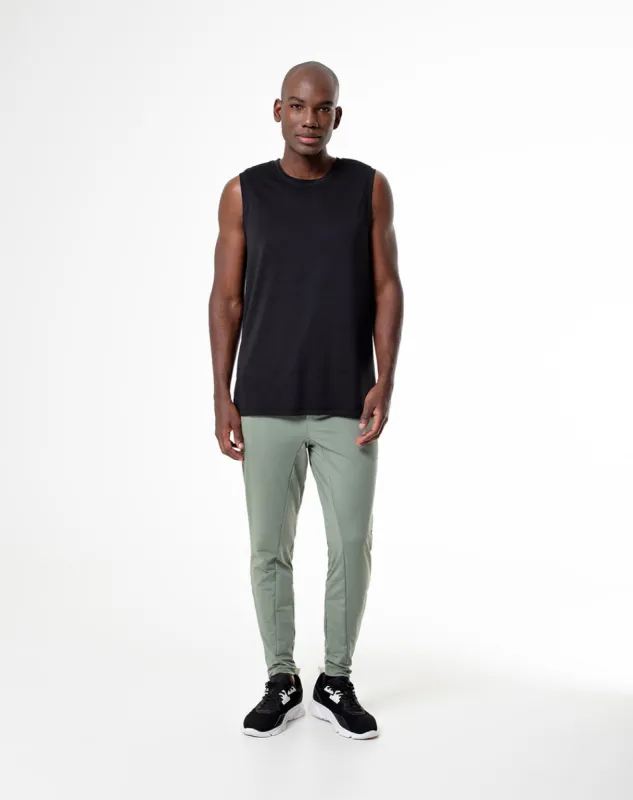 Jogger control humedad verde para hombre sold by Gef