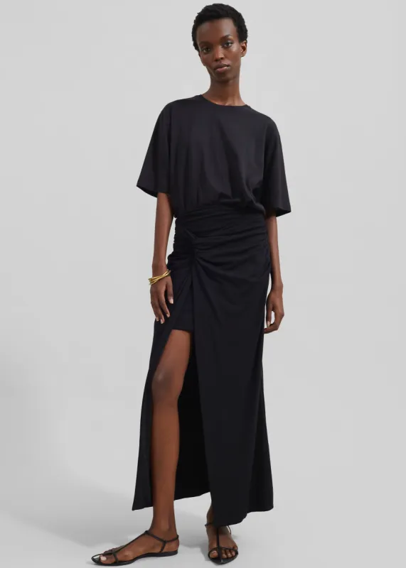 スカート ROTATE SS25 'Fitted Twisted' skirt (112878100 100) ROTATE Birger Christensen Fitted Twisted Skirt Black | BSTN