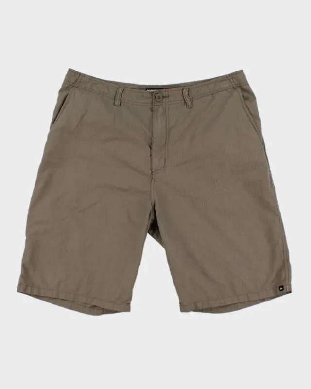00s Quiksilver Khaki Textured Shorts - W36 sold by Rokit