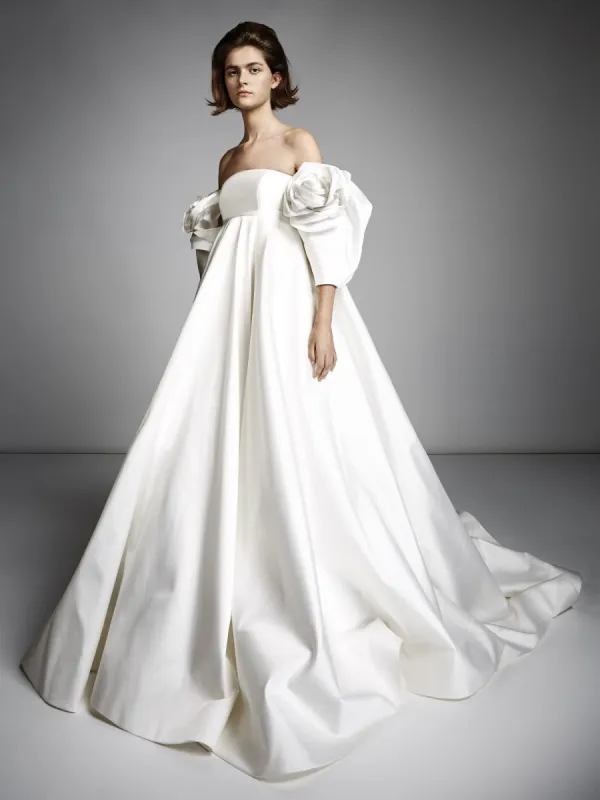 VRM138 - ROSE SLEEVE EMPIRE GOWN sold by Viktor & Rolf
