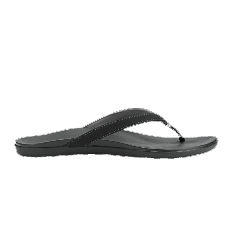 Olukai Ho‘Ōpio - Onyx/Onyx sold by Sun Diego Boardshops