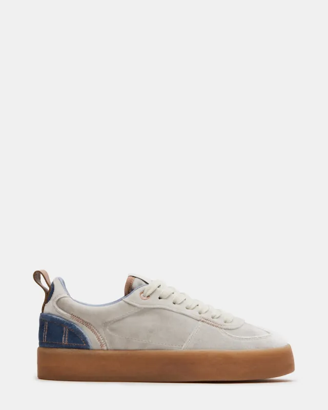 TUCKER WHITE sold by Steve Madden