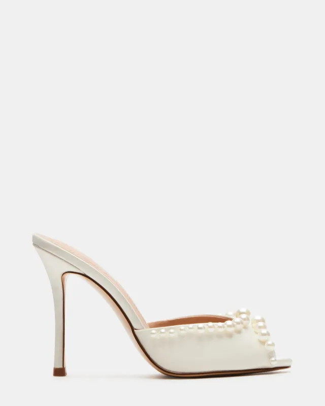 【Steve Madden】PRIYAクラシックサンダル Amazon.com | Steve Madden Women's Priya Heeled Sandal, White