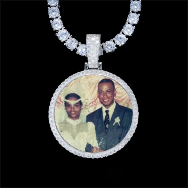 925S & VVS Moissanite 3D Circle Custom Picture Pendant sold by The GUU Shop