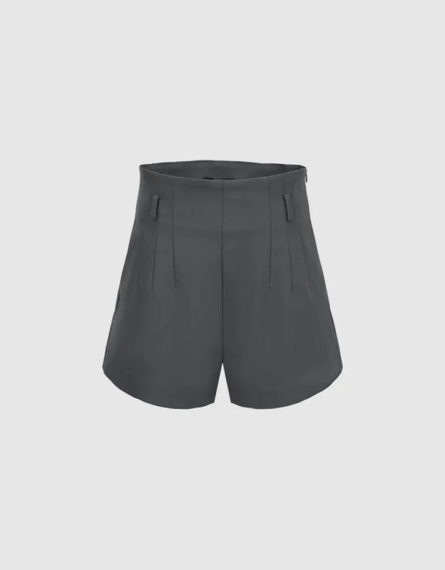Loose Shorts sold by Urban Revivo