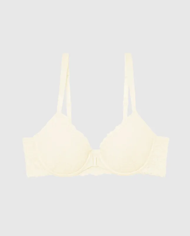 Lightly Lined Full Coverage Bra with Allover Lace sold by La SENZA