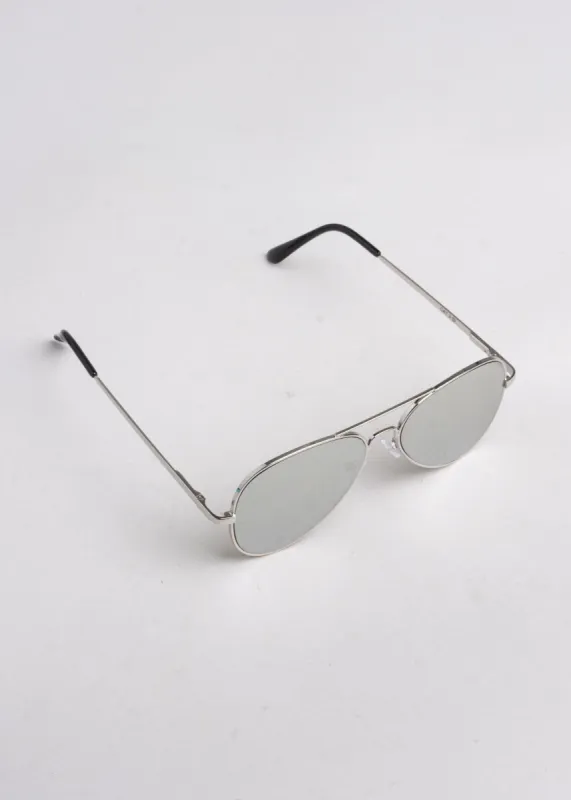 Lentes aviador pata metálica sold by Shasa