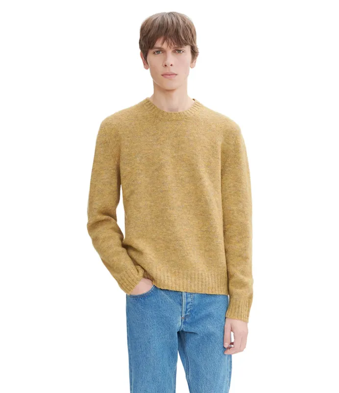 Lucas sweater sold by A.P.C.