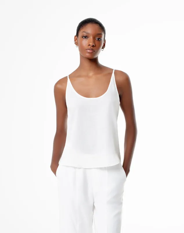 Camisa loose fit tiras blanca sold by Gef