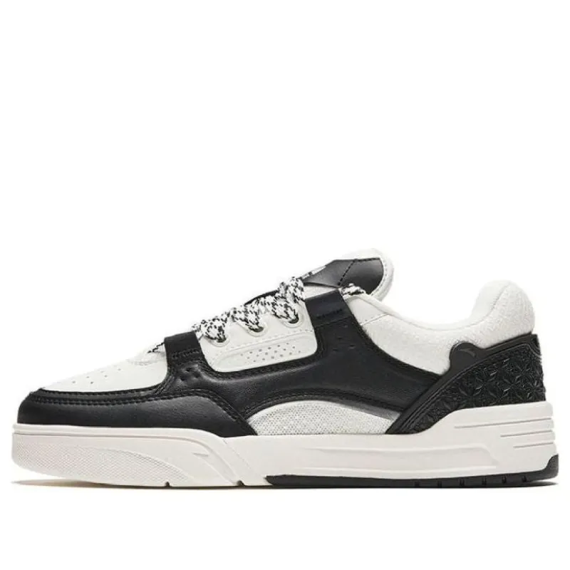 (WMNS) ANTA AOJIE Skateboarding Shoes 'White Black' 922348040-1 sold by KicksCrew