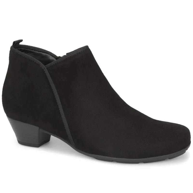 Trudy Wide Fit Leather Ankle Boots - GAB28511 / 313 151 sold by Jones Bootmaker
