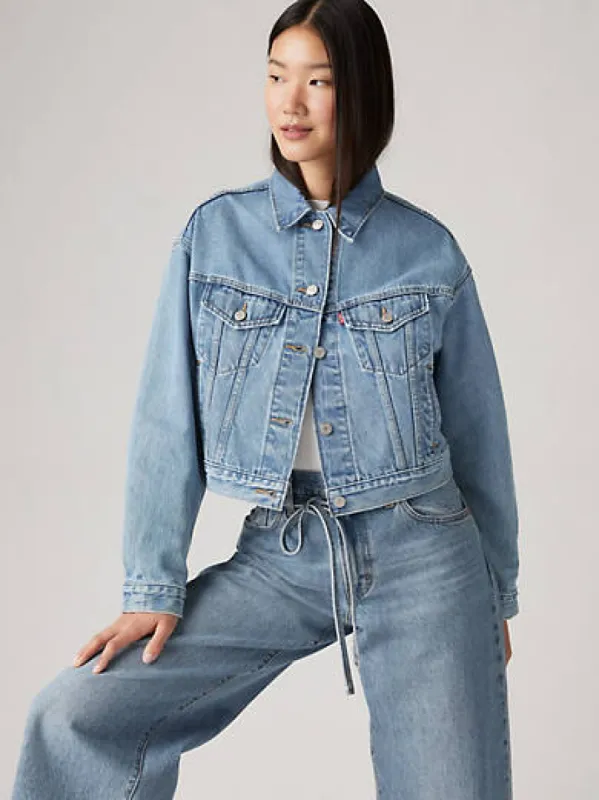 Shrunken '90s Trucker Jacket sold by Levi's