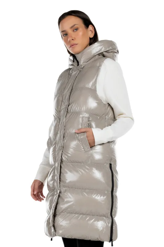 Boreal Glossy long vest sold by Kyodan