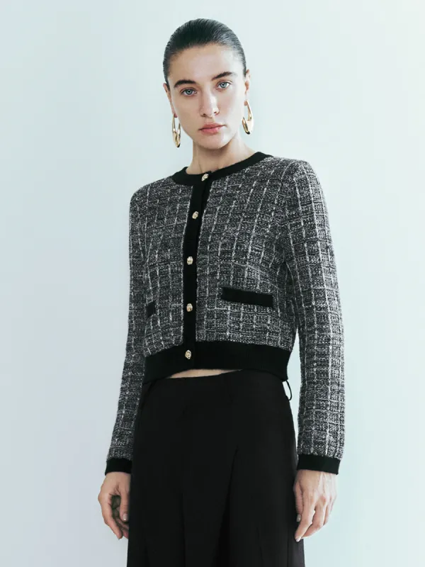 Contrast Trim Crew Neck Knitted Cardigan sold by Urban Revivo