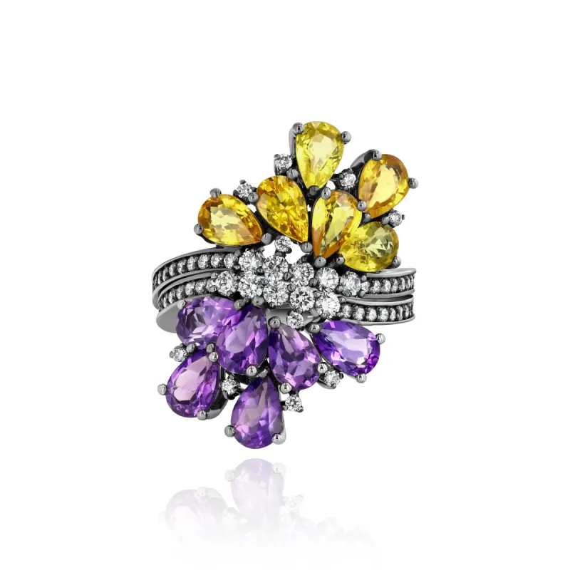 Twin Blossom Ring sold by Veniroeshop