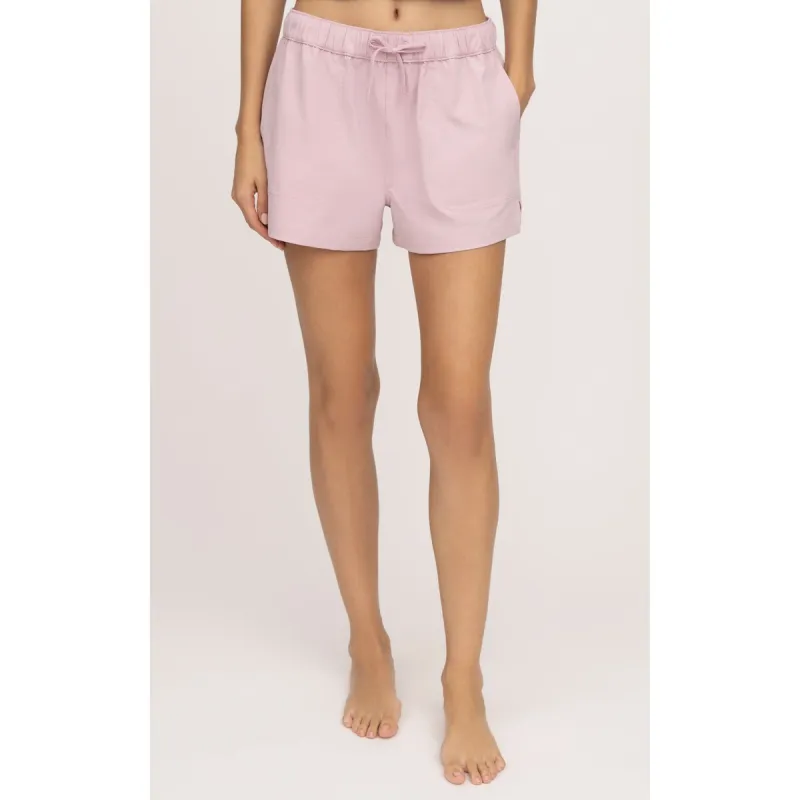 Yogalicious Citylite Hailey Short sold by Zulily