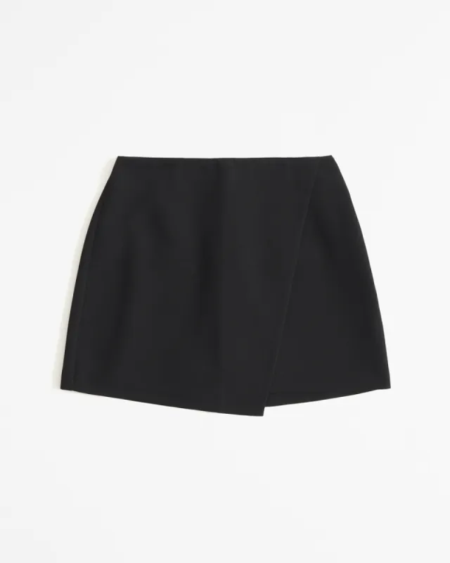 The A&F Scarlett Wrap Mini Skort sold by Abercrombie & Fitch