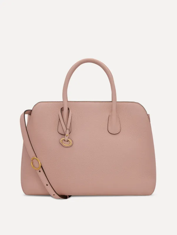 The Ivy sold by Oscar de la Renta