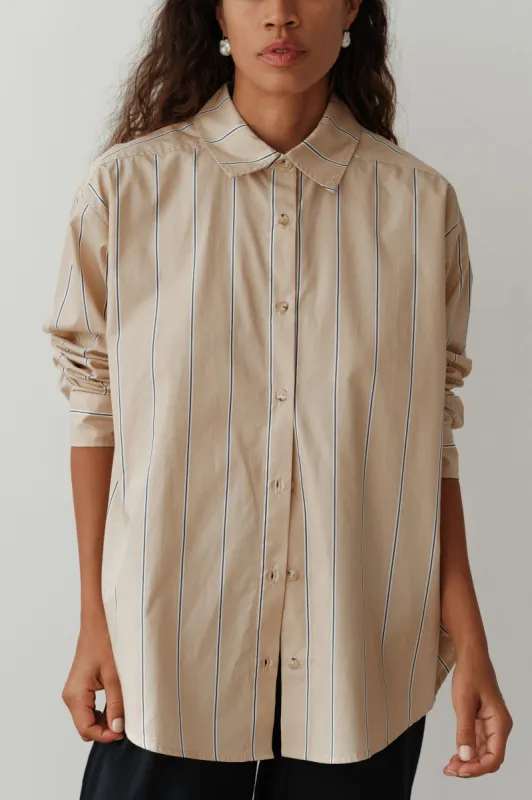 The Pop Button Down sold by DONNI.