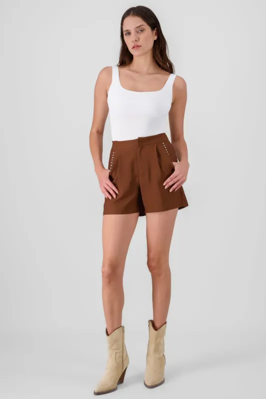 Short sastre detalle brillos sold by Shasa