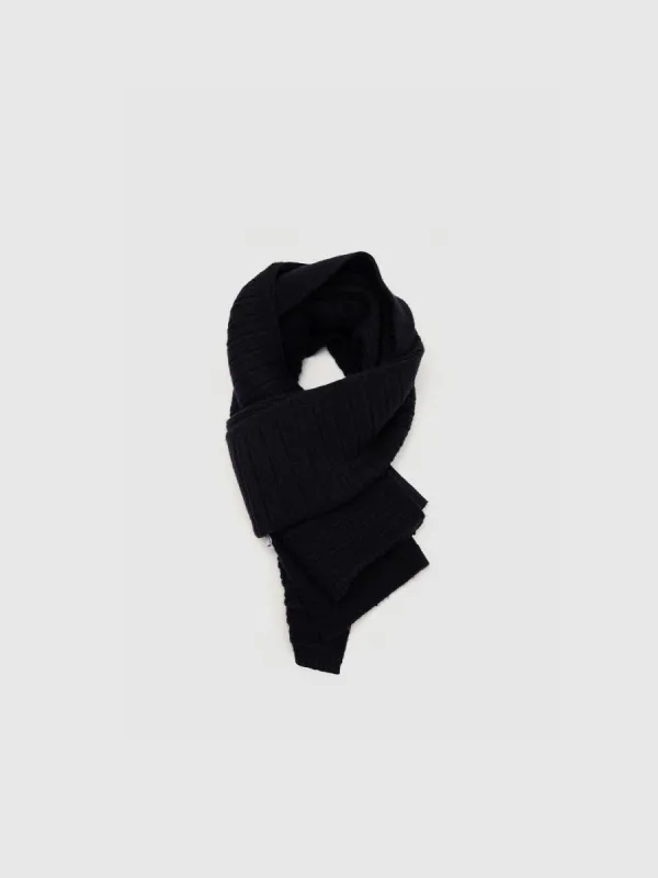 Long Scarf sold by Urban Revivo