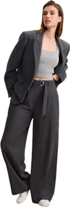 Izzy Oversized Blazer - Women's|-|Blazer surdimensionné Izzy - Femme sold by Altitude Sports