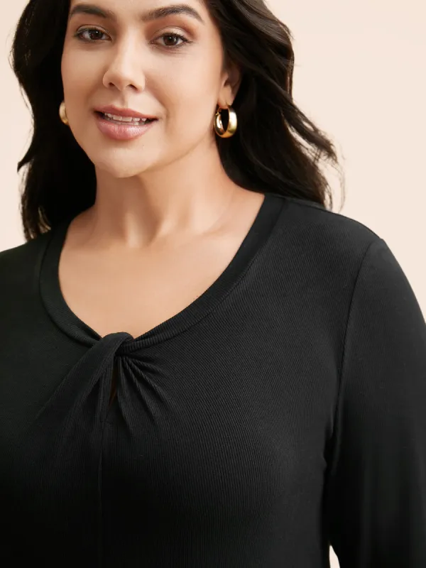 Casual Metal Hoop Earrings sold by Bloomchic
