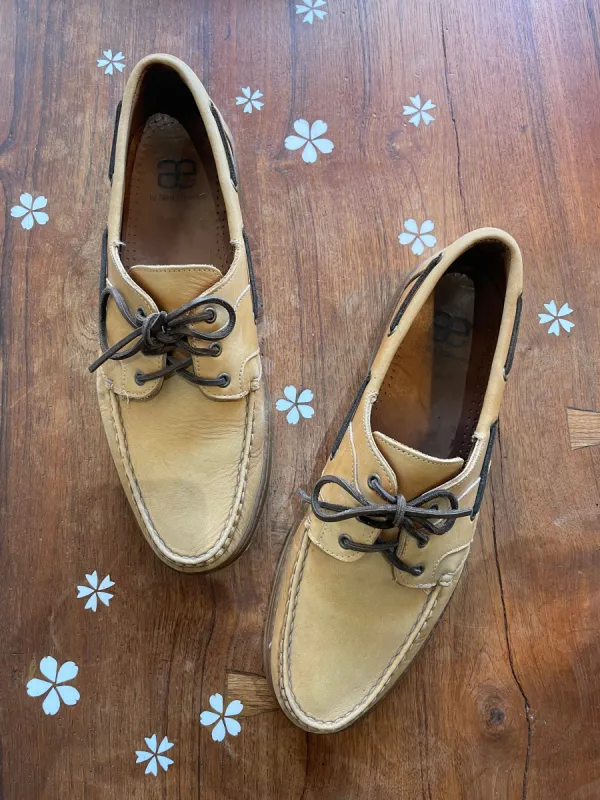 allen edmonds leather boat shoes sold by Good Market Thrift Store