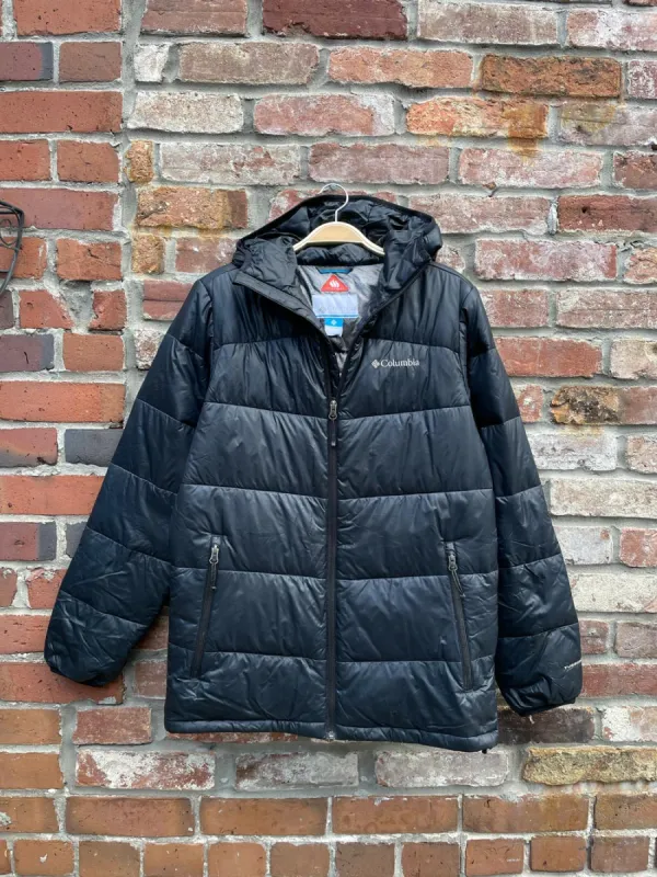 columbia 650 turbodown hooded puffer jacket sold by Good Market Thrift Store